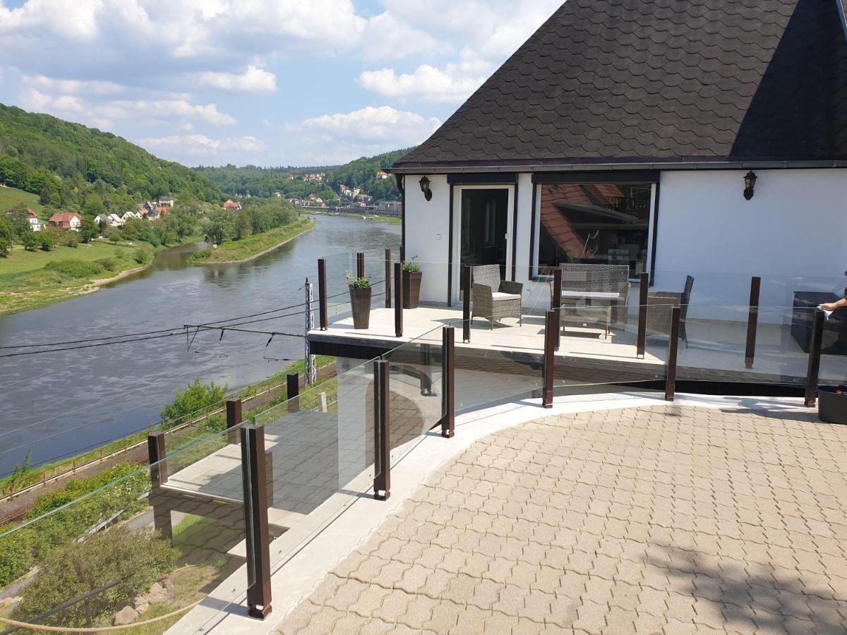 Saechsische-Schweiz-Ferienhaus-Wohnung-1-Mit-Elbblick-Sauna-Und-Kamin Königstein an der Elbe Exterior foto