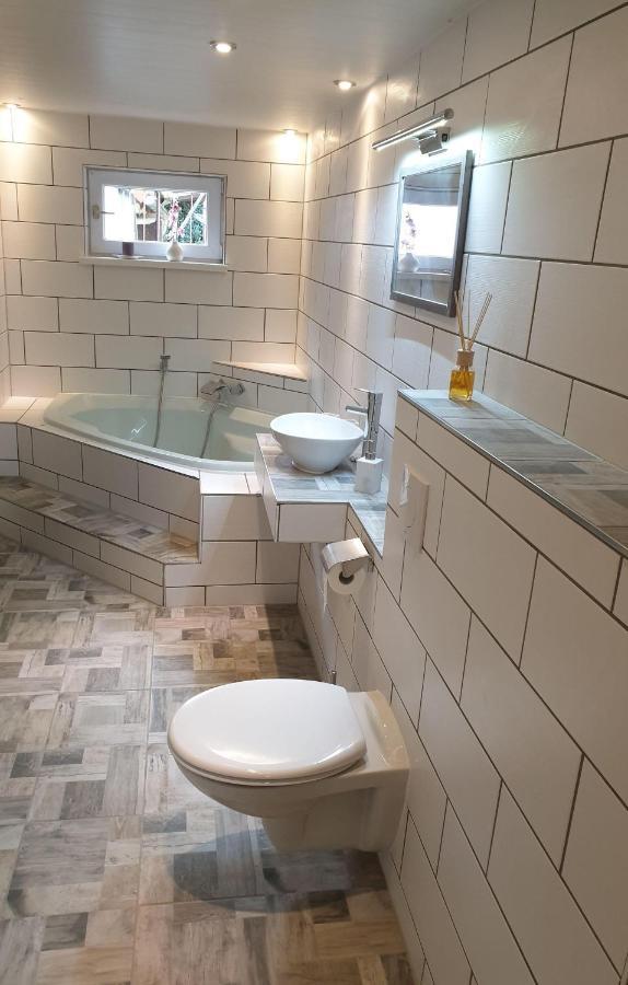 Saechsische-Schweiz-Ferienhaus-Wohnung-1-Mit-Elbblick-Sauna-Und-Kamin Königstein an der Elbe Exterior foto